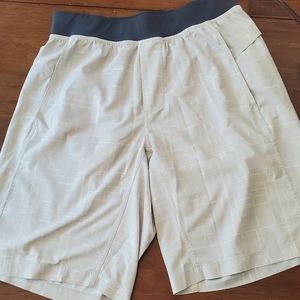 Lululemon T.H.E. Short 11"